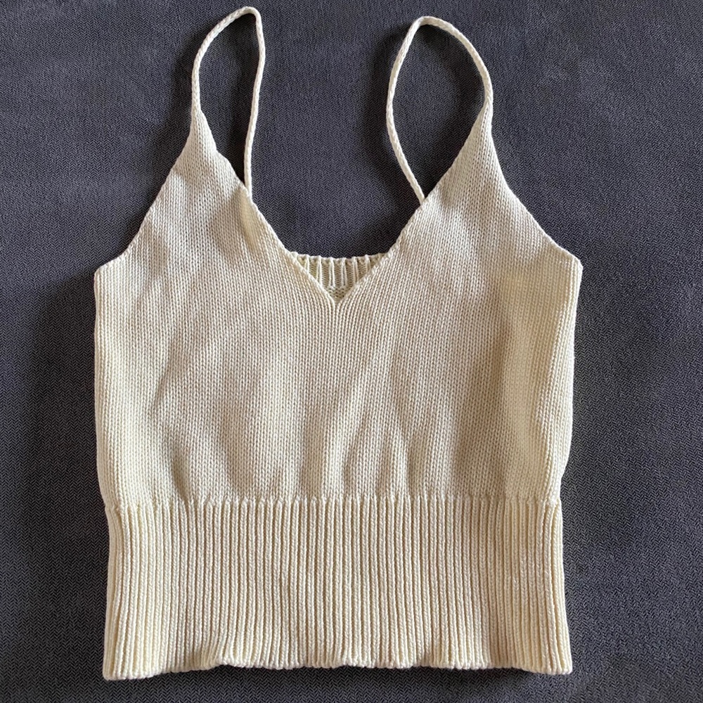 BRANDY MELVILLE sweater tank top